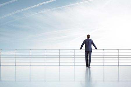 美元指数与白银期货关联分析